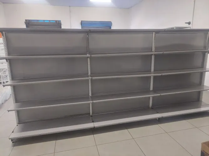 Gondolas de aco central usadas