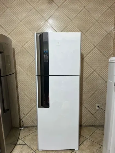 Geladeira Eletrolux 400litros