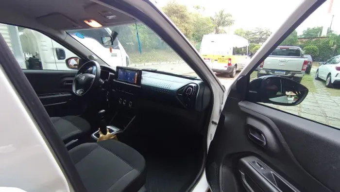 Citroen C3 Feel 1.0 Flex 6V 5P Mec. 2023