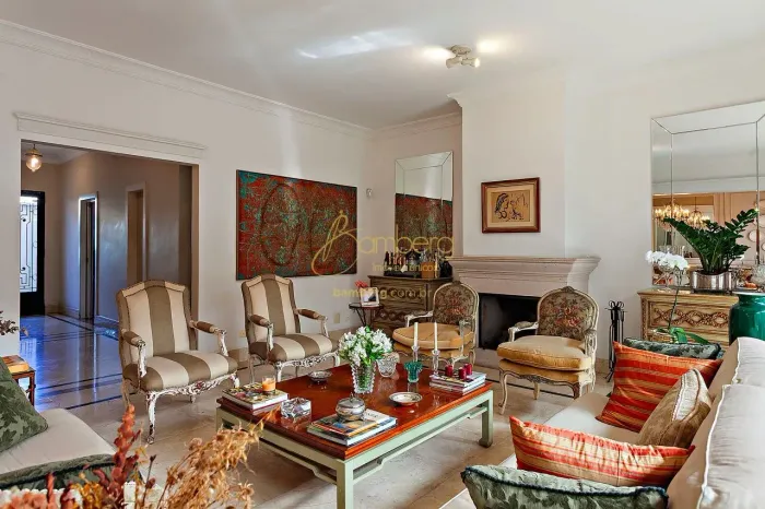 Casa de Vila no Morumbi com 3 Suítes, Piscina e Espaço Gourmet! Alugado