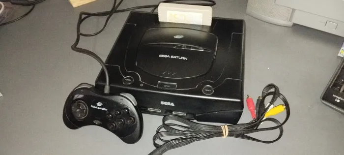 Sega Saturn Tectoy + cartucho 4mb Action Replay