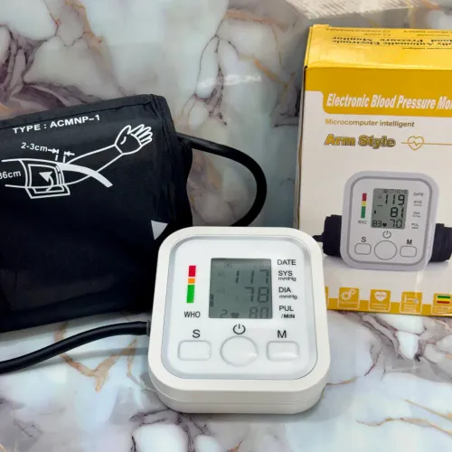 Aparelho medidor de pressão arterial digital de braço 