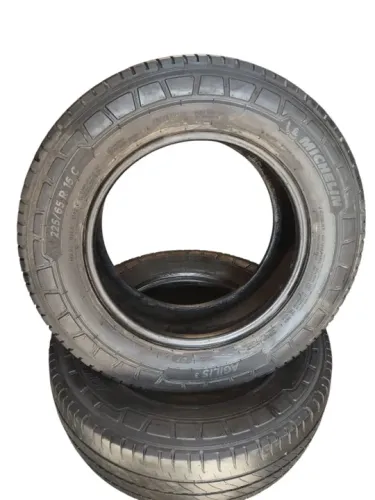 Par Pneus 225/65/R16 Usados 24