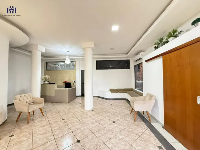 Prédio comercial com sete salas e um salão, 705m² à venda por R$ 5.500.000,00 ou aluguel p