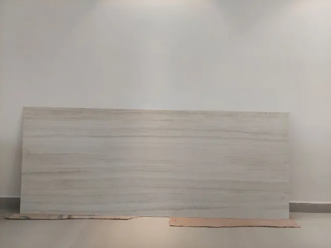 MDI / lâmina sinterizada Rift Blanco Natural Inalco