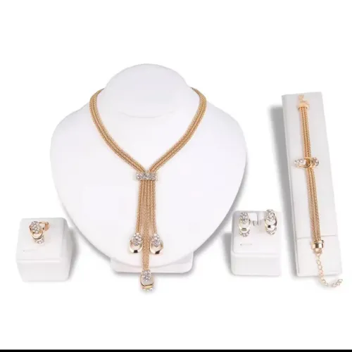 Conjunto de Bijuteria com 5 acessórios 
