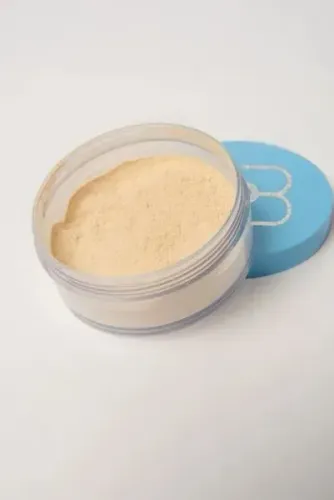 PÓ HIDRATANTE DE TAPIOCA ATÉ EMBAIXO D?AGUA 15G - Maria Margarida COR 03