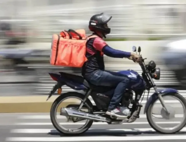 ENTREGADOR EM SORRISO