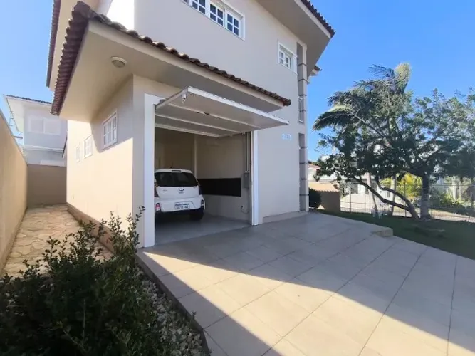 Casa 3 dorm Jardim Maristela TODA EM LAJE criciúma ACEITA troca por Apto de menor valor