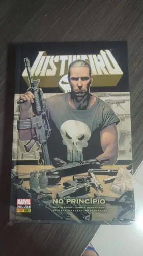 Livro Justiceiro: No Princípio e Mãe Rússia, de Ennis, Garth