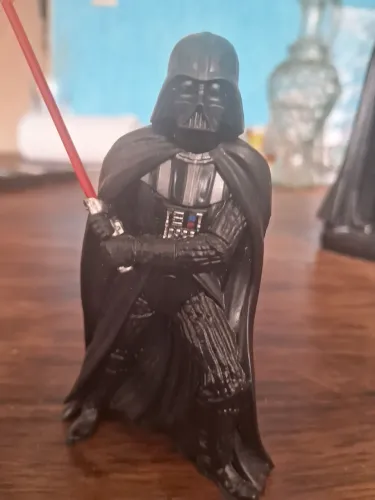 Boneco Darth Vader em ação miniatura perfeita 