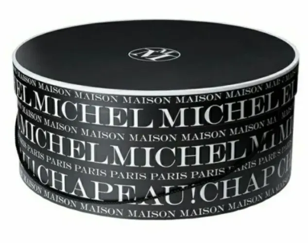CAIXA DE CHAPÉU, MARCA MAISON MICHEL PARIS.