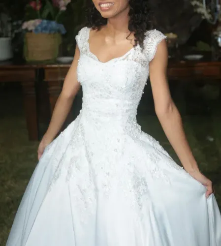 Vestido de noiva renda branco