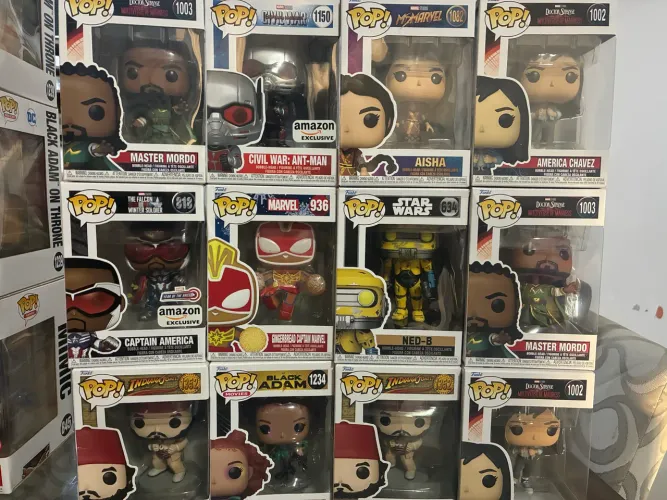 Lote kit 12 Funkos novos lacrados, oferta Black!