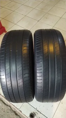 Par de Pneus 215 55 17 Michelin 