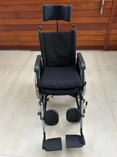 Cadeira de roda 