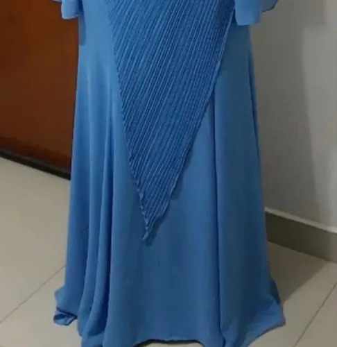 Vestido de festa sereia com drapeado - azul