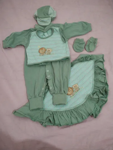 Duas saídas de maternidade 