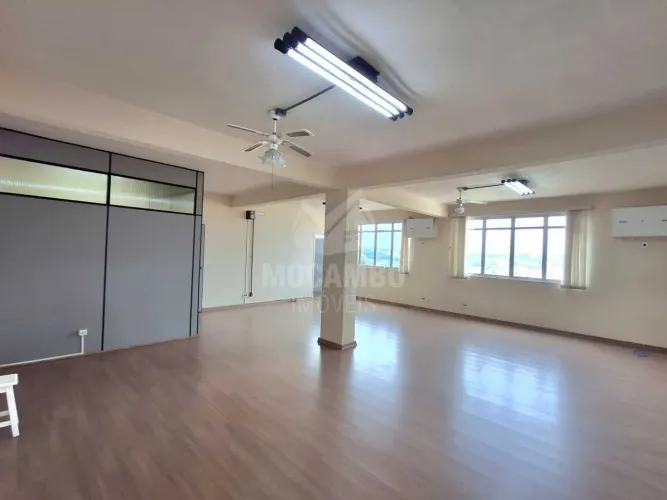 Sala : / Comercial / Centro