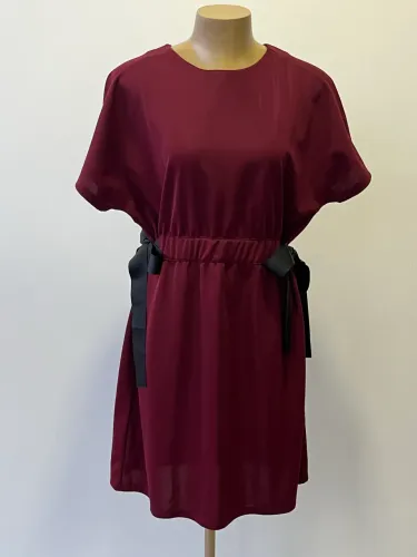 Vestido social curto vinho comprado na Ásia