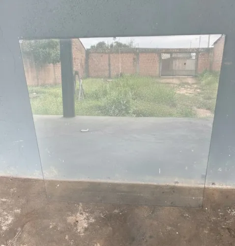 Tampo de vidro quadrado mesa 4 lugares (80x80 aprox)