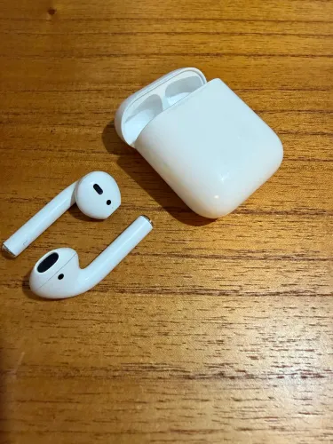 AirPods 2