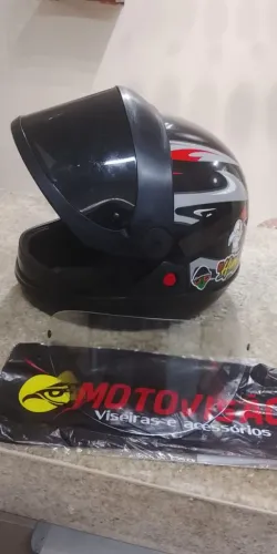 Capacete San Marino Tauros