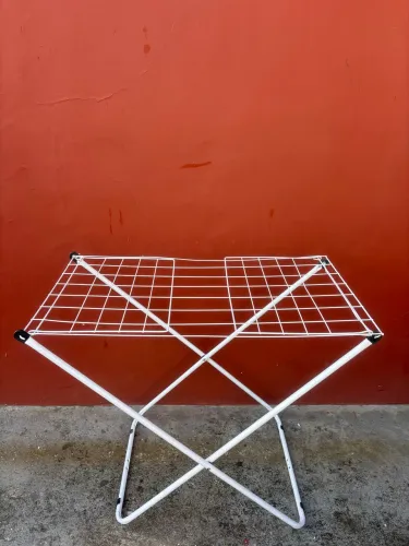 Varal de chão - bom estado