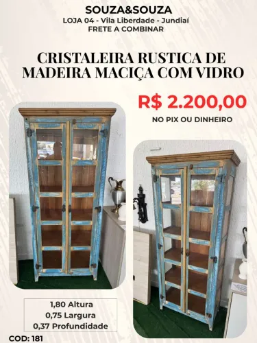 Cristaleira Rústica em Madeira Maciça com Vidro