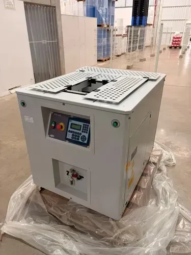 Maquina de dobrar e embalar roupas