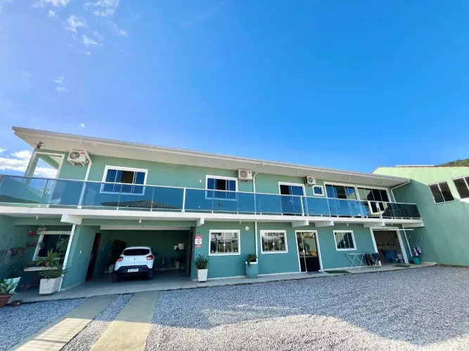 Casa com 4 dormitórios para alugar, 205 m² - Enseada de Brito - Palhoça/SC