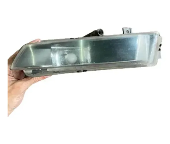 Farol De Milha Lado Esquerdo Bmw 120i 2009