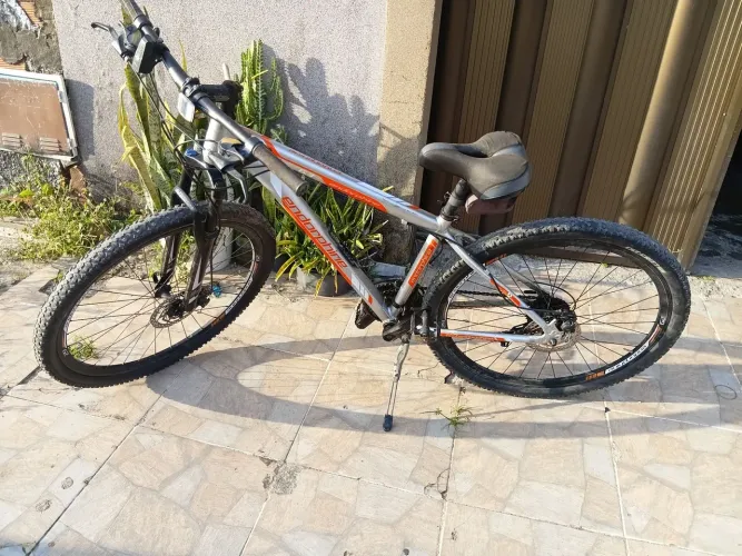 Baike aro 29 toda revisada c/capacete incluso 