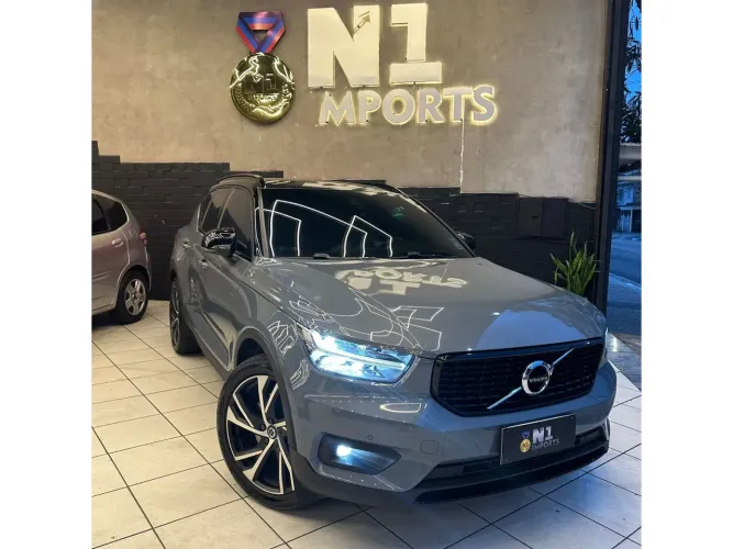 Volvo XC40 XC 40 T-5 Híbrido R-design 1.5 262cv FWD 2021