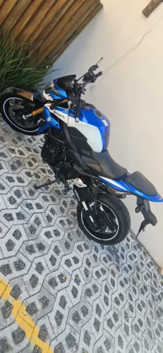 SUZUKI GSR 750 - QUITADA | IPVA PAGO | EXCELENTE ESTADO
