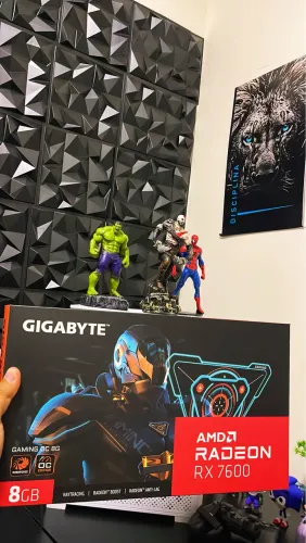 RX 7600 lacrada!
