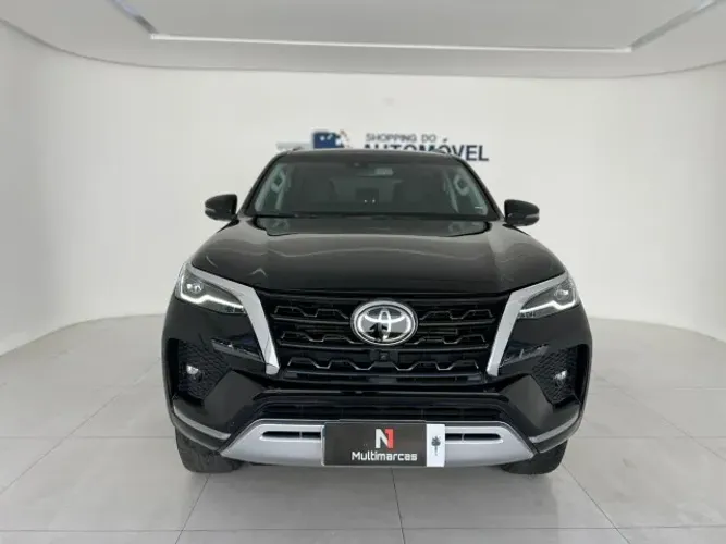 Toyota Hilux SW4 SRX 4X4 2.8 TDI 16V Dies. Aut. 2024