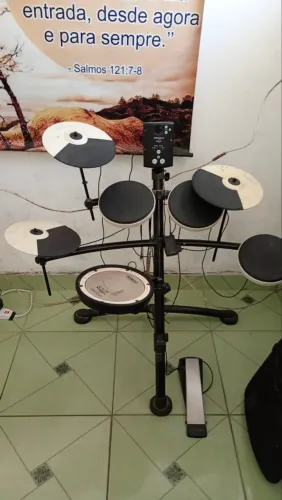 Bateria eletrônica roland da série v-drums Td-1k