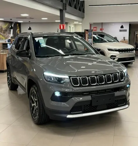 Jeep Compass Long. T270 1.3 TB 4X2 Flex AUT 2026