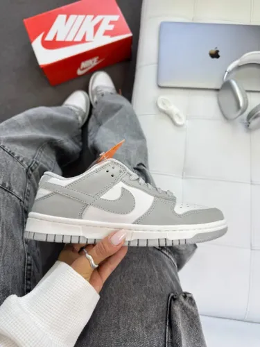 Tênis Nike Dunk Pro Luxo Unissex - 02 cadarços Cor: Cinza/Branco - Disponível 34 AO 43