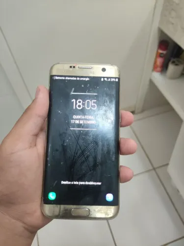 Vendi S7 Edge dourado