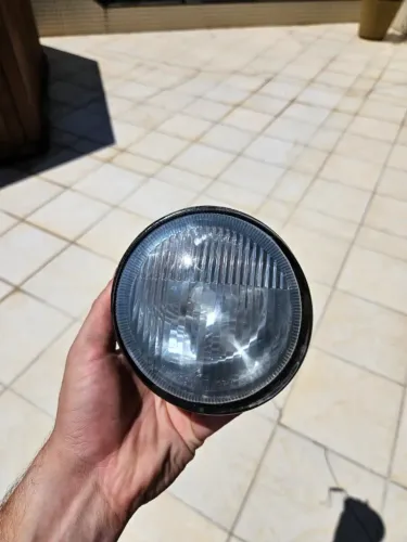 FAROL DE AUXILIAR DE MILHA - RENAULT CLIO 2008 / FOCUS 2009 