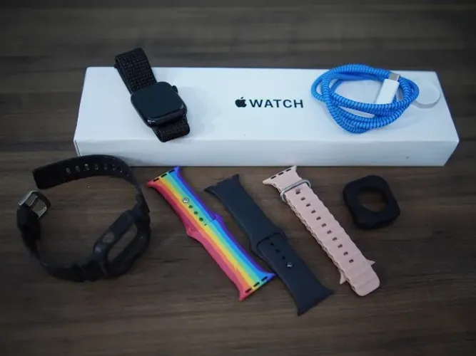 Apple Watch Series 8 - 41mm Alumínio 32GB