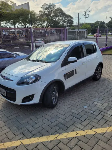 Fiat Palio Sporting 1.6 Flex 16V 5P 2015