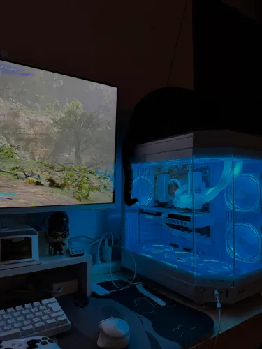 Pc gamer branco aquário