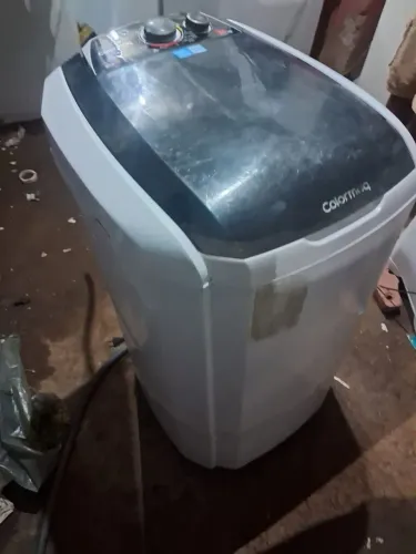 Máquina de lavar roupas 