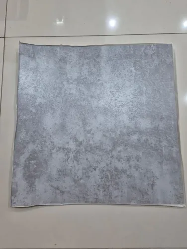 Piso Vinílico Autocolante Cimento Queimado 45x45 (5m² - 25 Unidades)