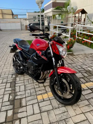 YAMAHA XJ6 EXTRA