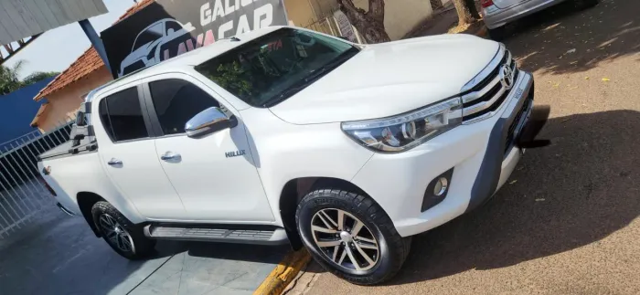 Toyota Hilux CD SRX 4X4 2.8 TDI 16V Diesel Aut. 2016