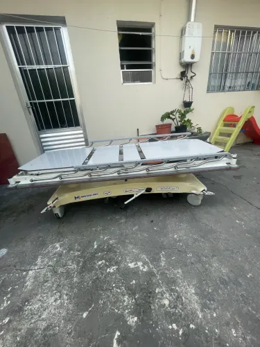 Cama de hospitalar 